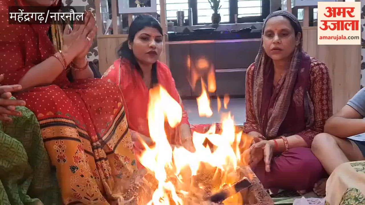 Yajna and Seminar Held During Navratri; Women Resolve to Ensure the Safety of Daughters