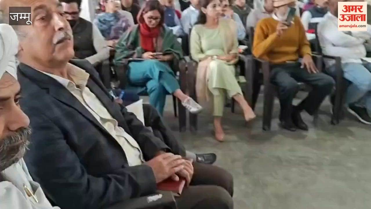 Block Day organised in Diyon village, villagers raised problems regarding basic facilities.