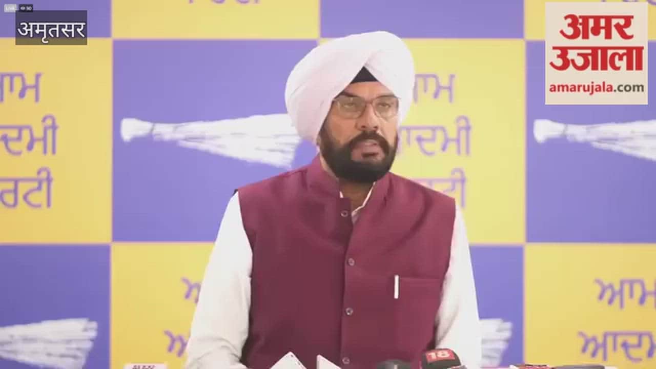 In Amritsar, Kuldeep Dhaliwal hits back at Sukhbir Badal's statement.