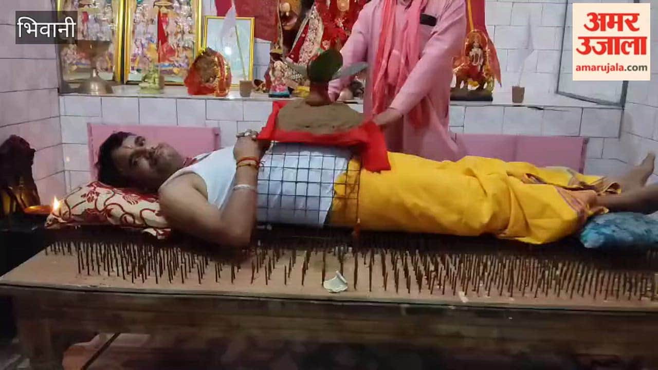 Priest Suresh Tiwari begins rigorous penance at Loharu Ujariya Temple in Bhiwani.