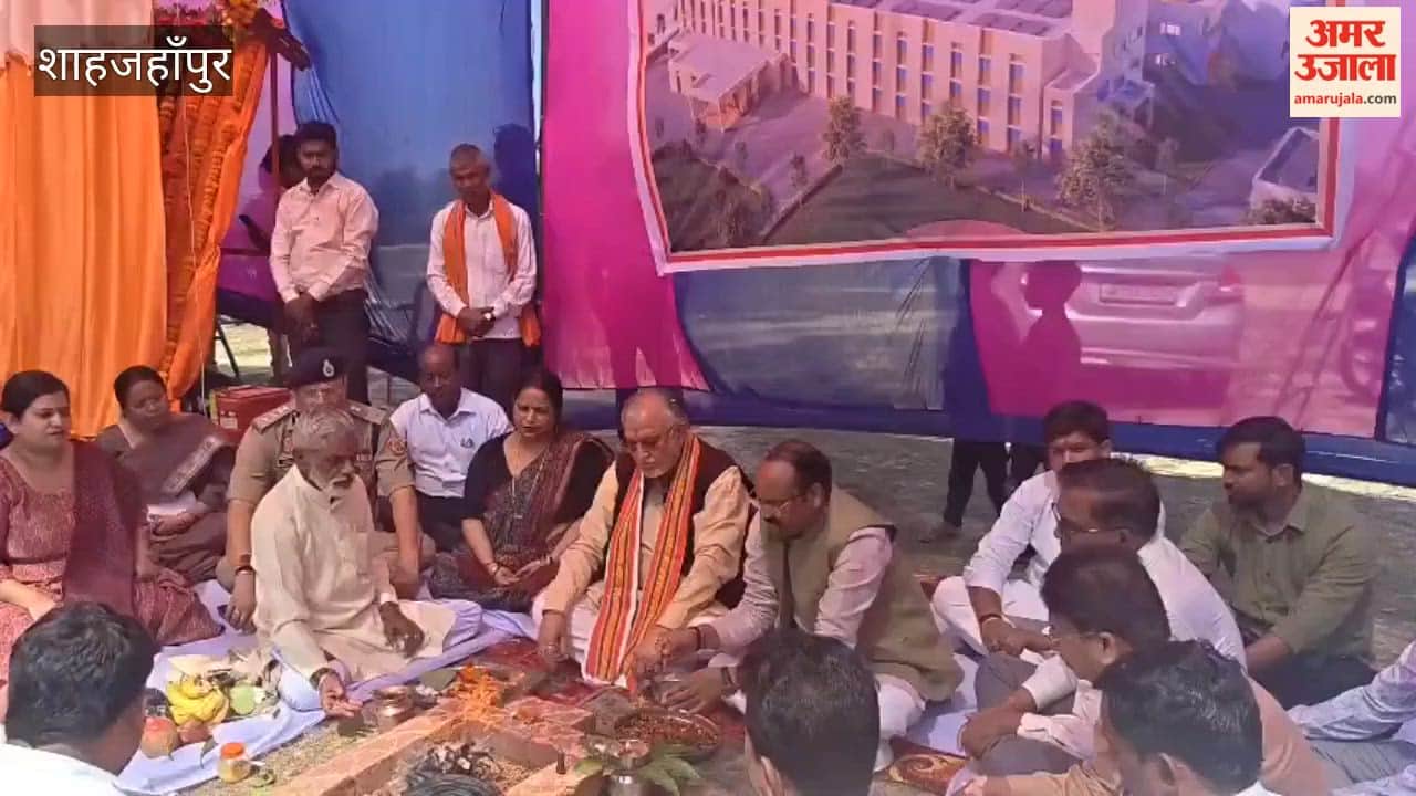 Finance Minister Suresh Khanna laid the foundation stone of the Model Composite School