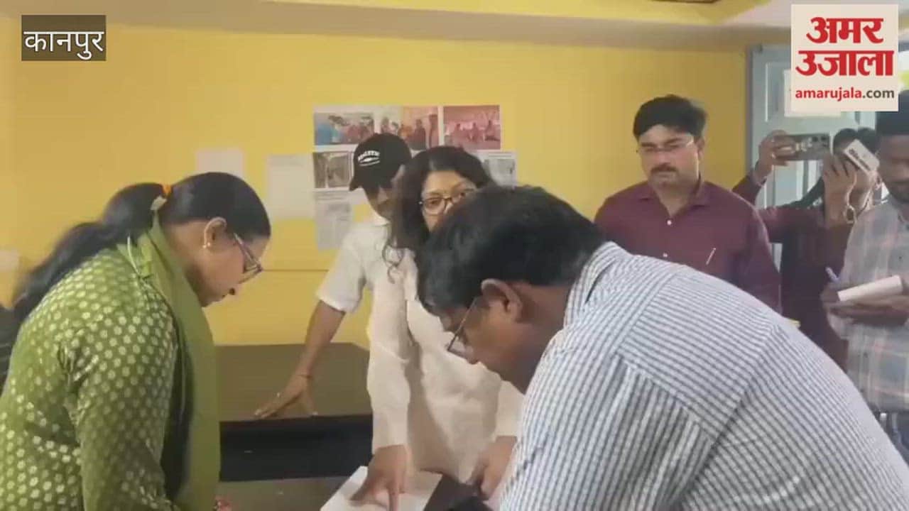 Ghatampur: CDO Inspects Block Office and CHC; Issues Stern Reprimand Over Filth