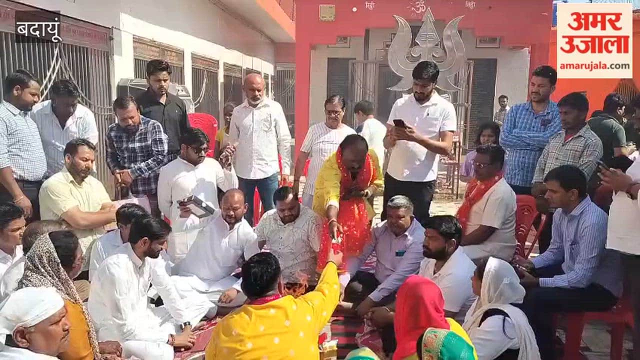 devotees performed Havan and worship on ashtami navratri in budaun