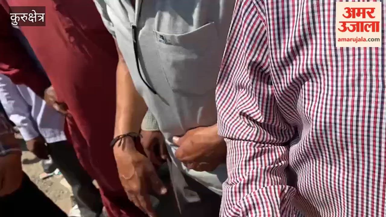 gas crisis shows no signs of abating; as consumers queuing up in Kurukshetra lines grew irate, the police had to step in to manage the situation