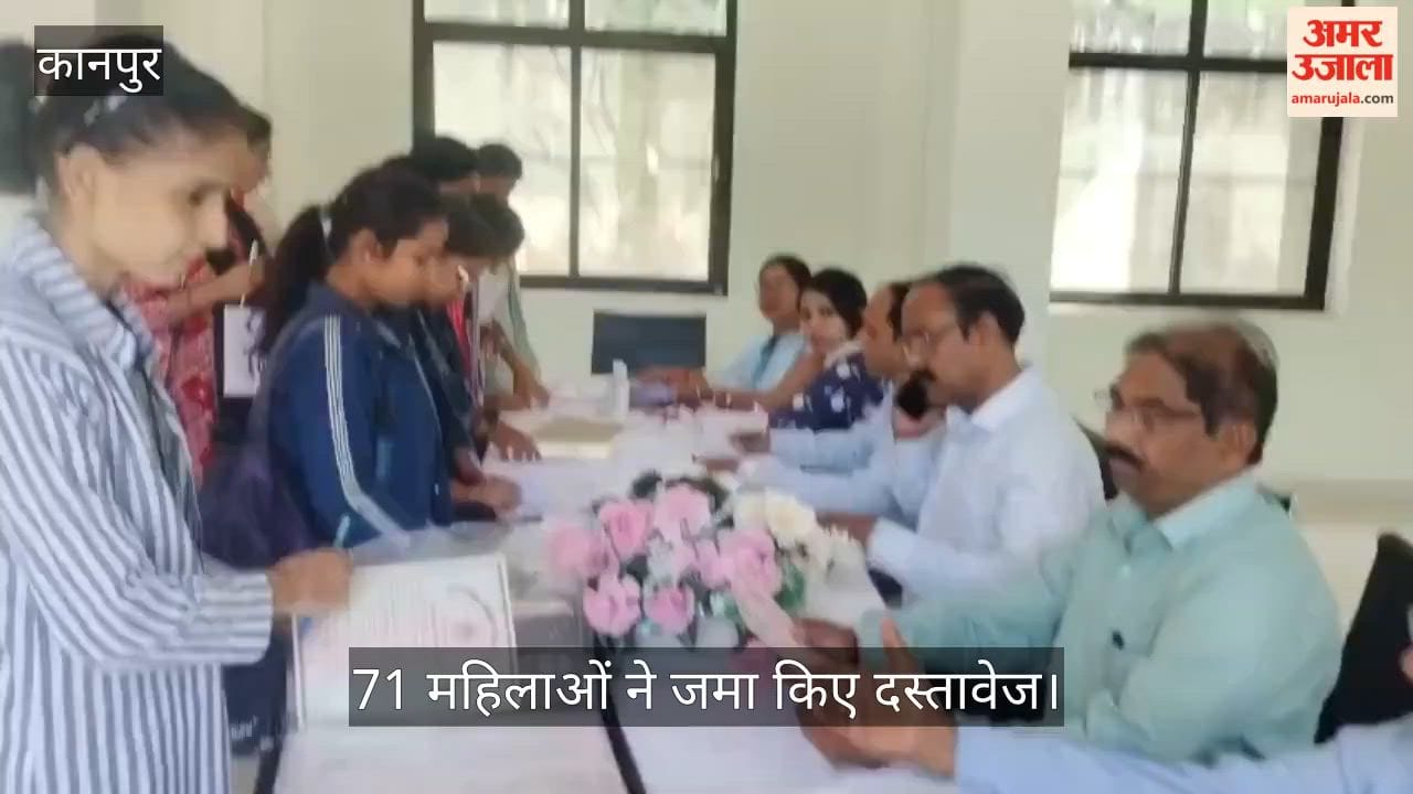 Kanpur Young Women Flock to Signature City for Female Bus Conductor Recruitment