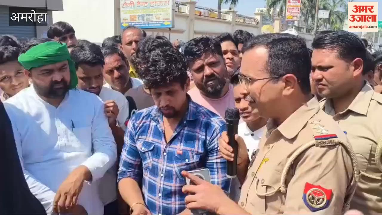 Consumers Troubled by Gas Shortage Stage Protest