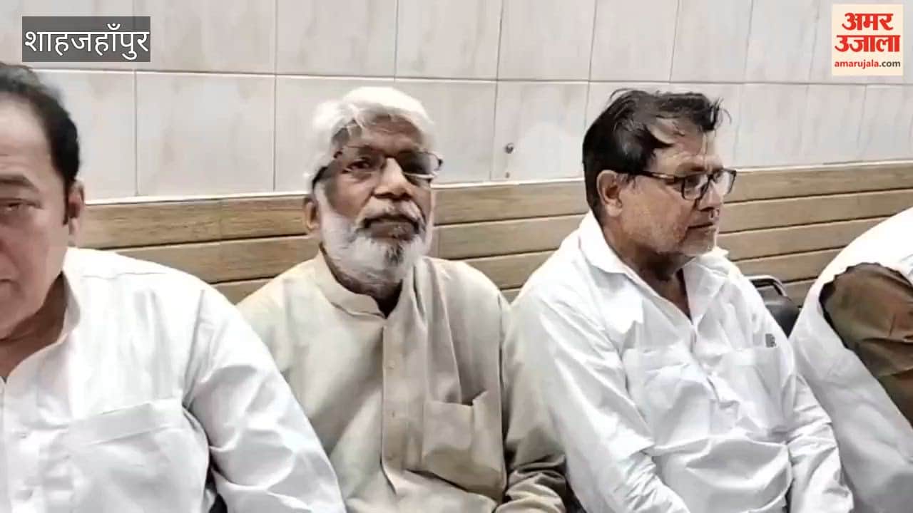 Writer Sudhir Vidyarthi expresses outrage over the desecration of martyrs' statues