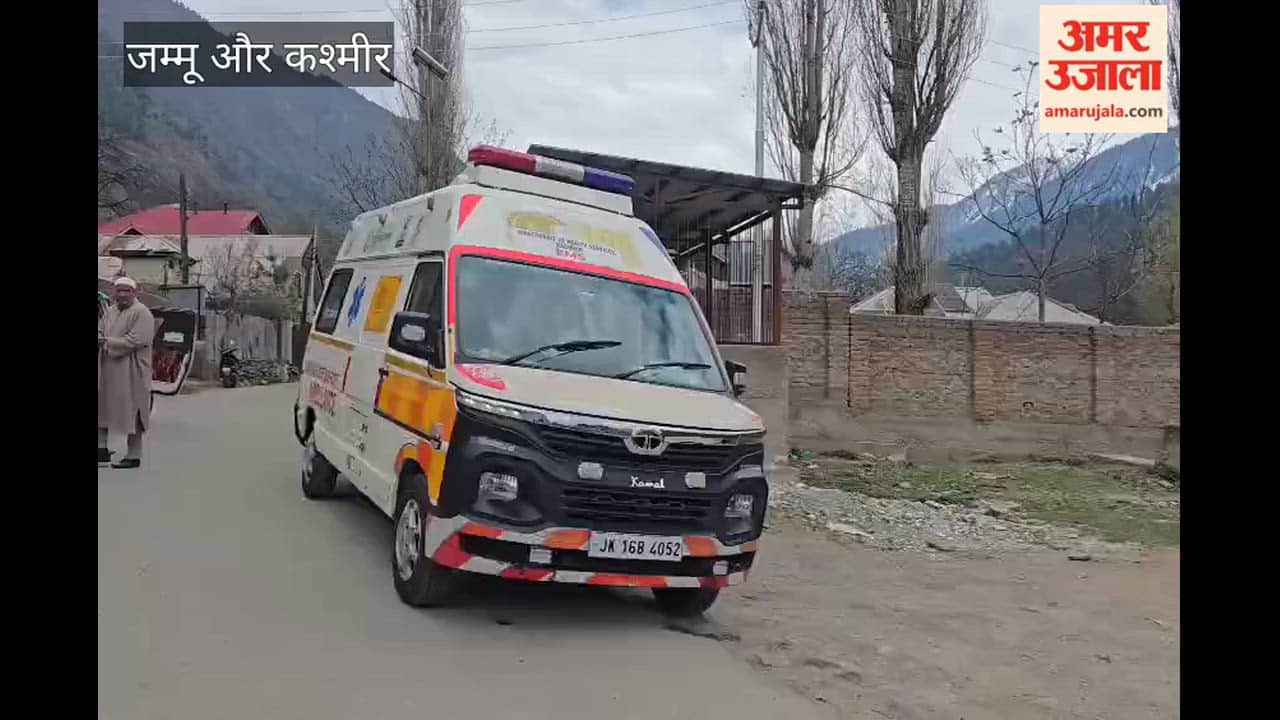 Five Injured in Road Accident at Gund Kangan, Driver Critical.