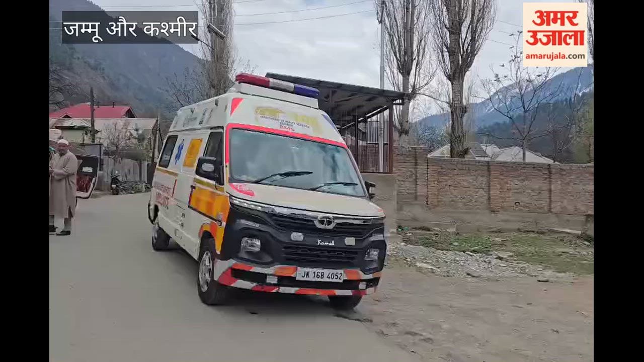 Five Injured in Road Accident at Gund Kangan, Driver Critical.