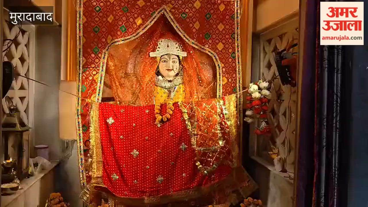 The premises resonated with Bhajans and Kirtans during Navratri