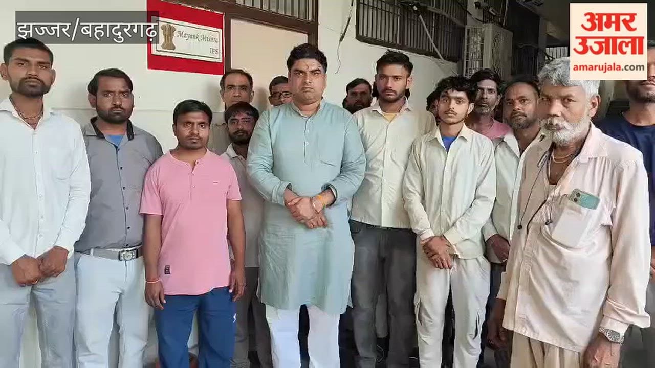Complaint Filed with DCP in Bahadurgarh Regarding Extortion from Street Vendors and Threats to a Dealer; Assurance of Action Given.
