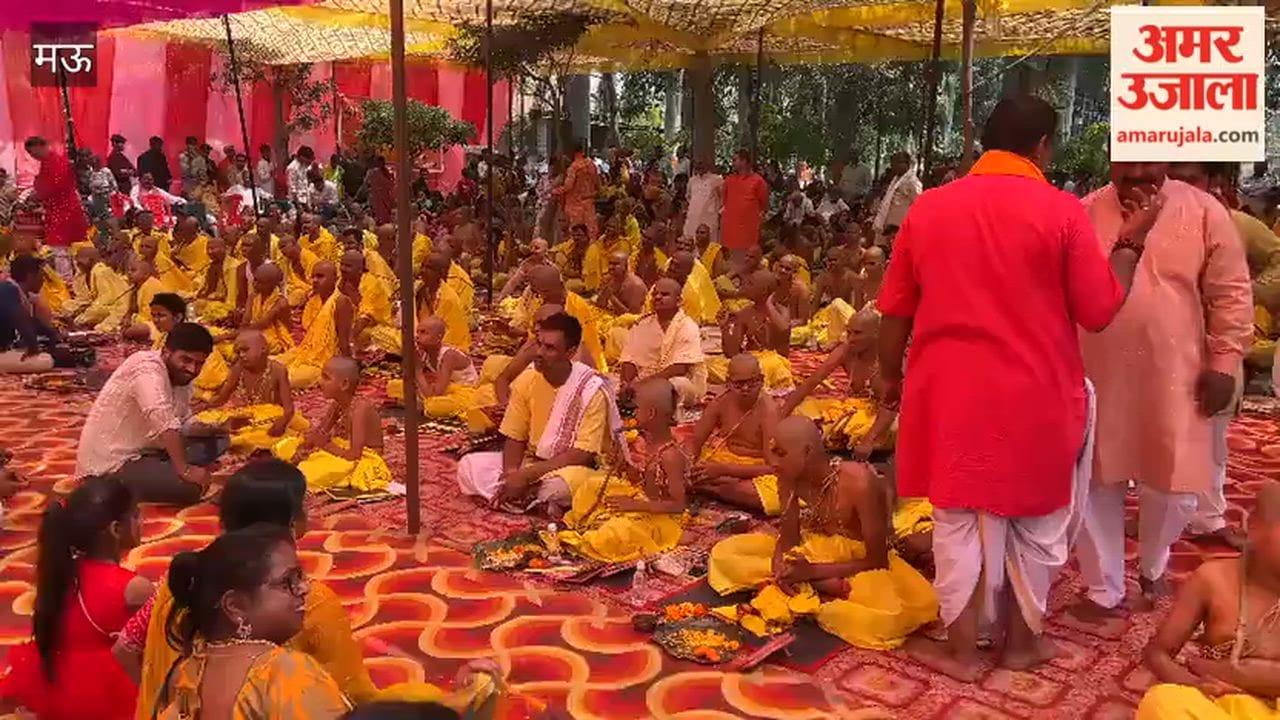 Mass Janeu Ceremony Held for 250 Boys in Mau