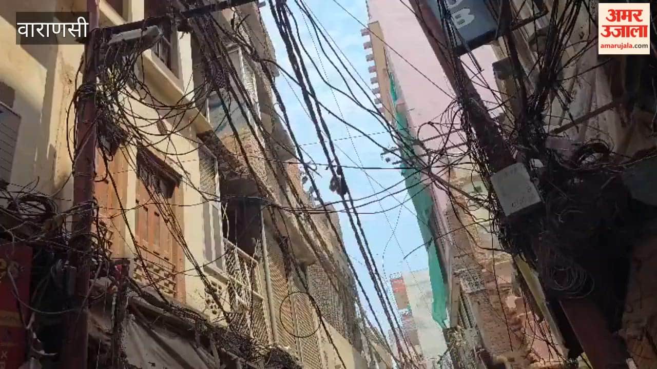 Demolition Resumes in Dalmandi varanasi