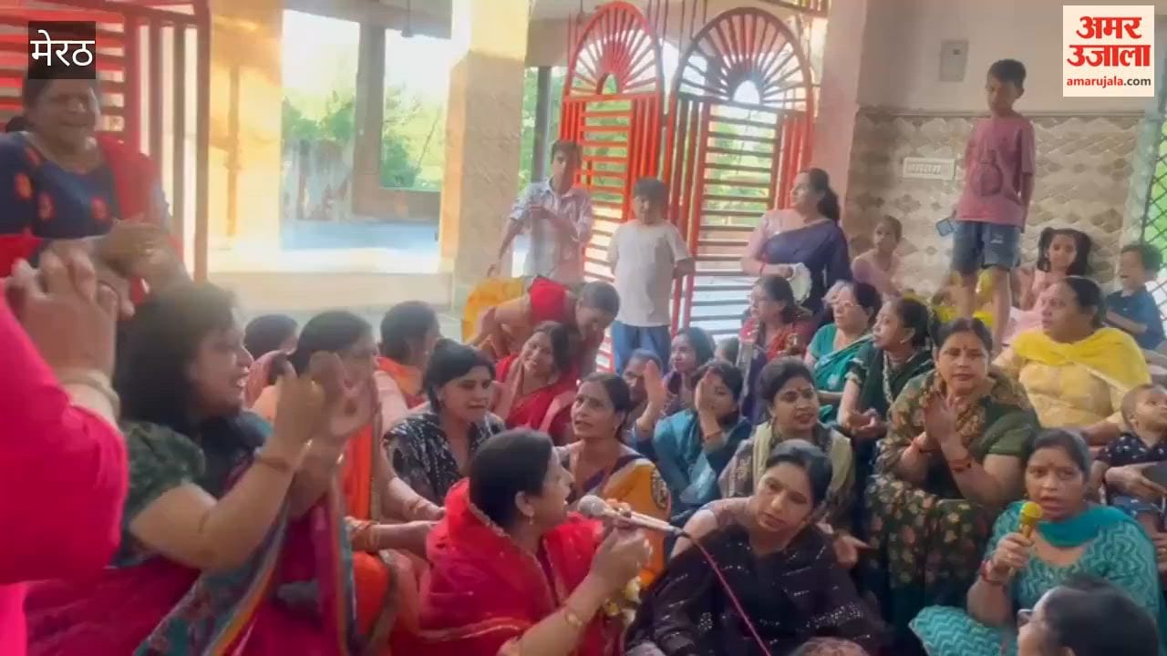 The Sheesh Ka Daari Samarpan Charitable Trust celebrated Ram Navami with great pomp and grandeur, adorning the premises with balloons and flowers.