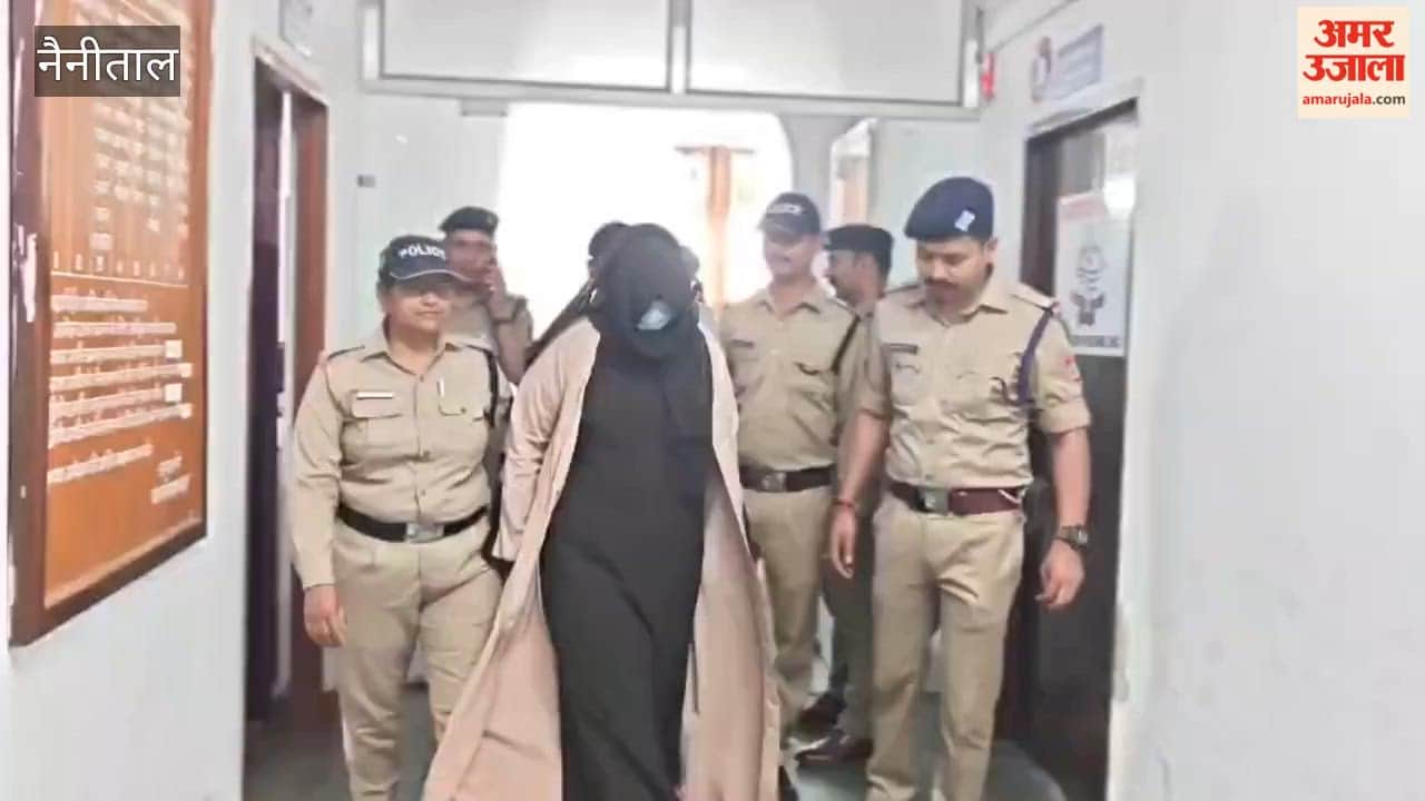 Woman smuggler arrested with 132 grams of smack in haldwani