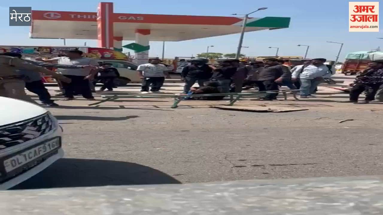 Youth Killed, fifteen Injured in Mini Bus-Gas Tanker Collision on Delhi–Saharanpur Highway