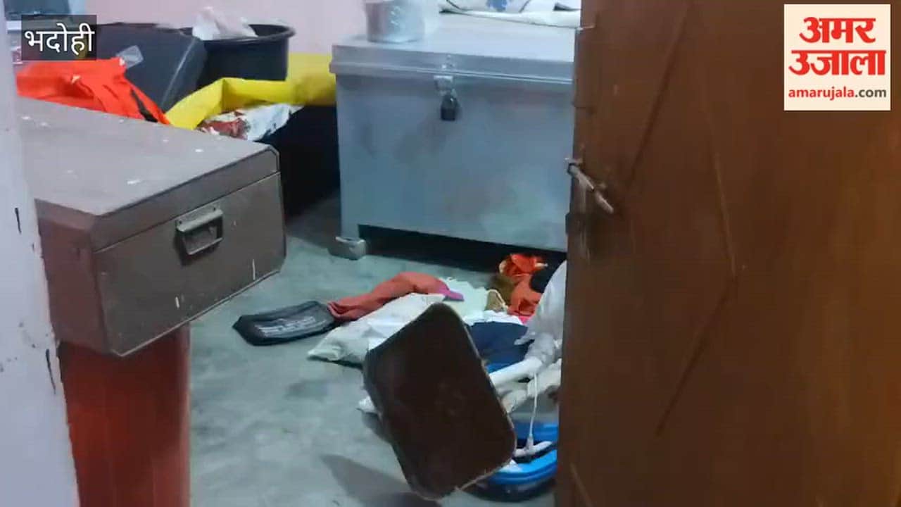Thieves Steal Goods Worth Lakhs from Locked House in bhadohi