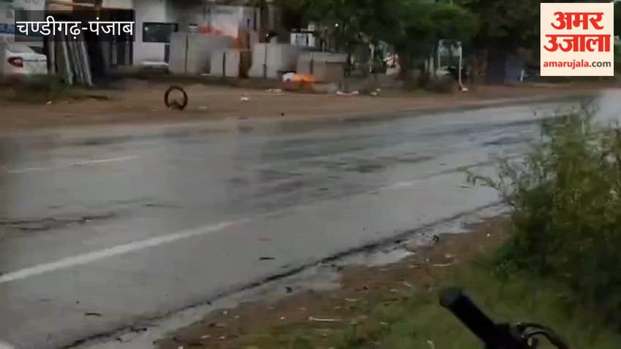 Wheat crop damaged due to hailstorm in Mamdot.