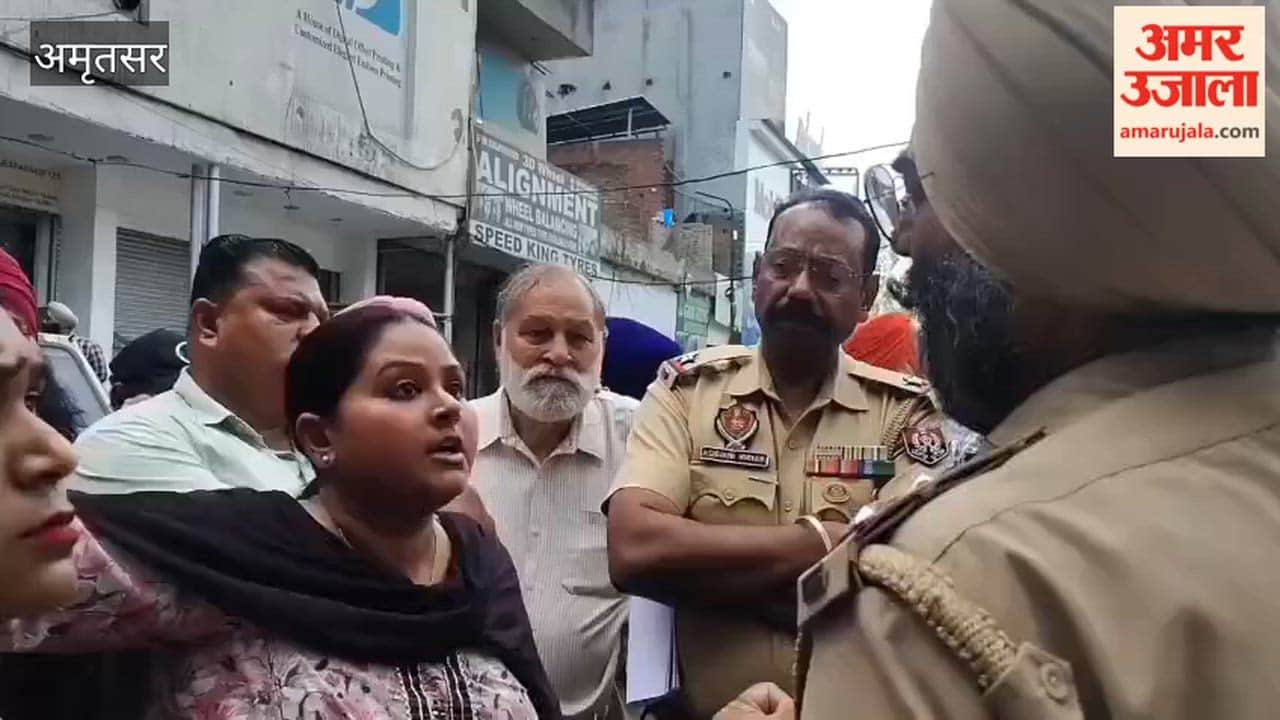 Two groups clashed in Amritsar over parking of vehicles outside a shop.