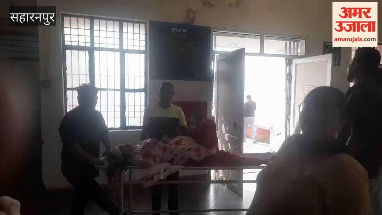 Saharanpur: DCM overturns in ditch, 7 devotees going to Shakambhari injured