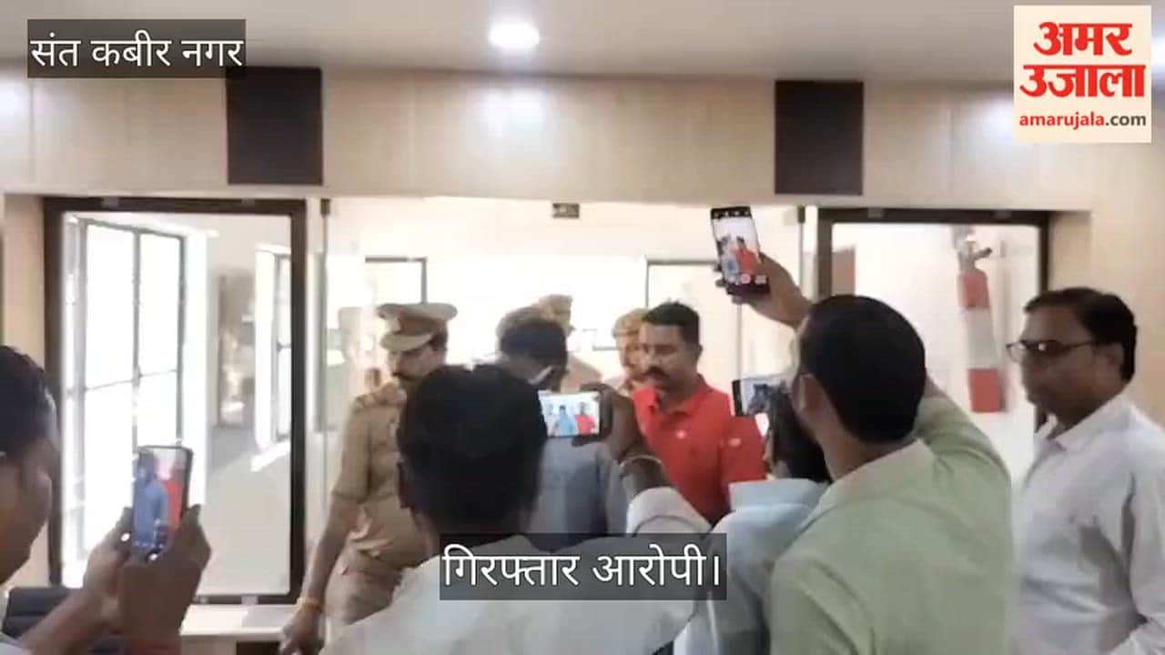 Robbery accused arrested with illegal weapon