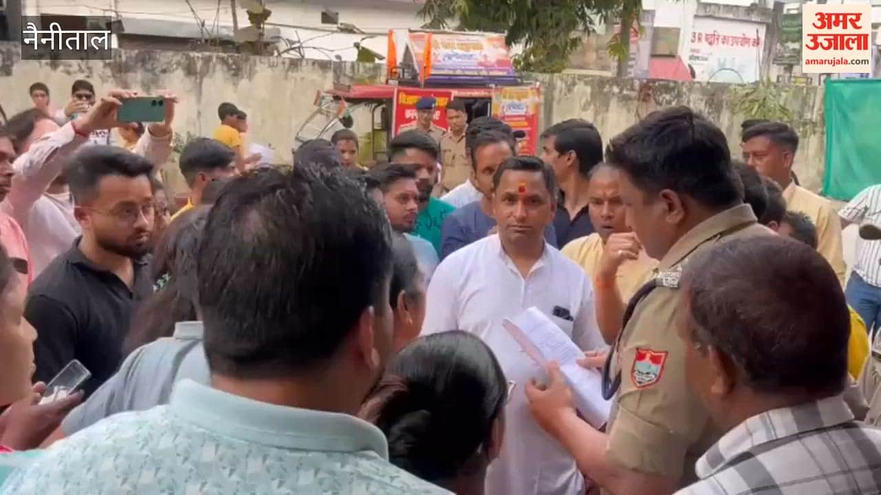 Balaji Temple Seva Samiti surrounded the police station