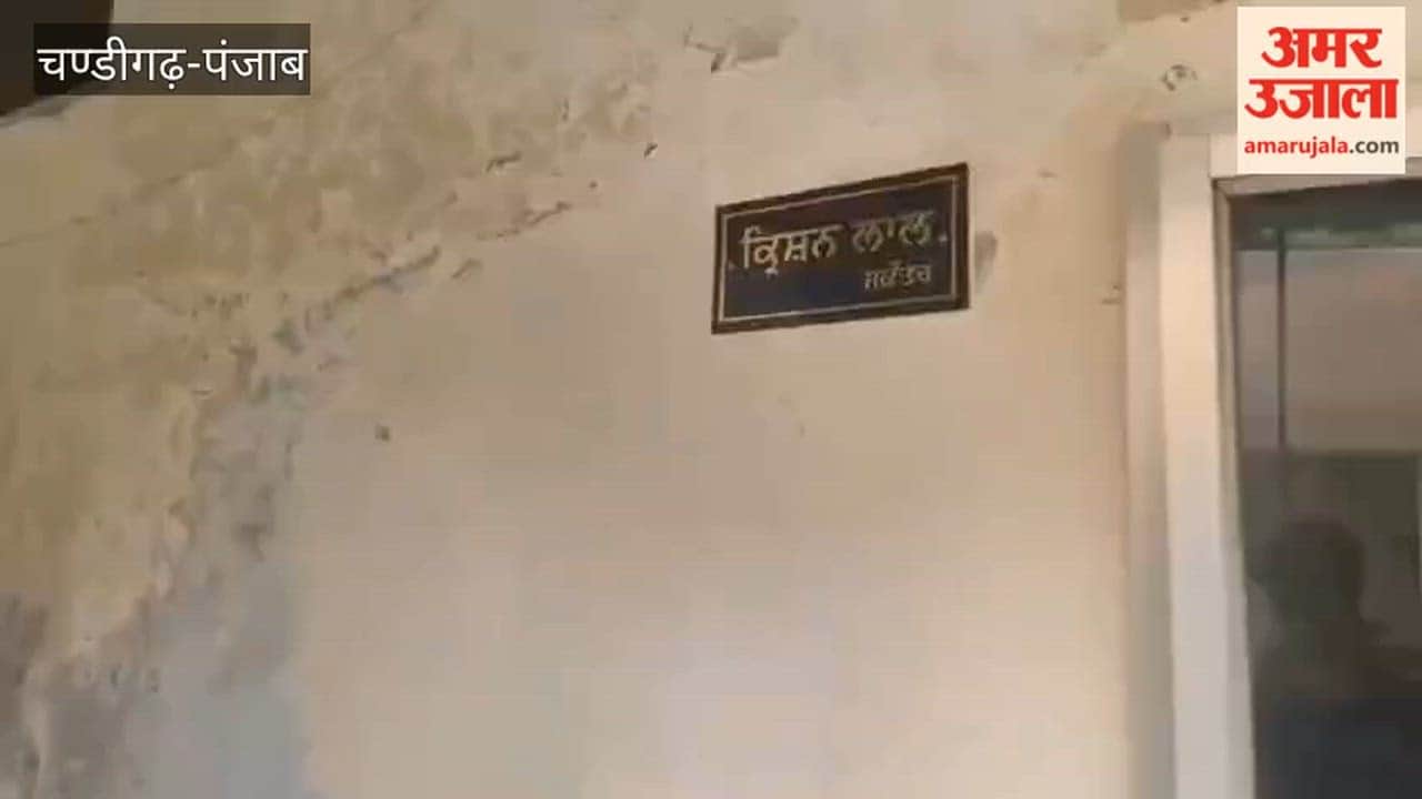 गुरुहरसहाए मार्केट कमेटी में अधिकारी व मुलाजिम गायब, दाना मंडी का बुरा हाल