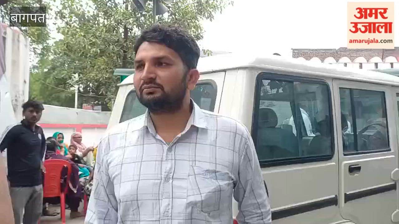 Chief Sugarcane Officer Arrested While Accepting a Bribe of ₹15,000 from a Weighing Clerk