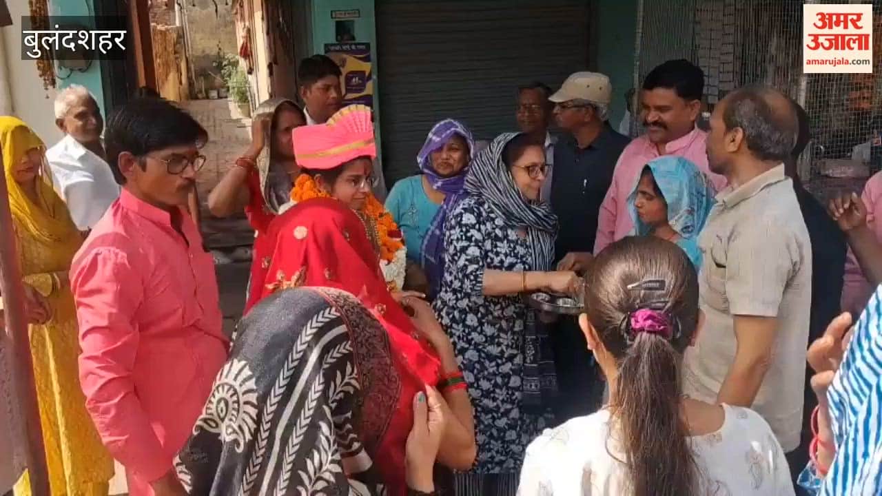 Daughter of a Puncture Repairman in Bulandshahr Becomes PCS Officer