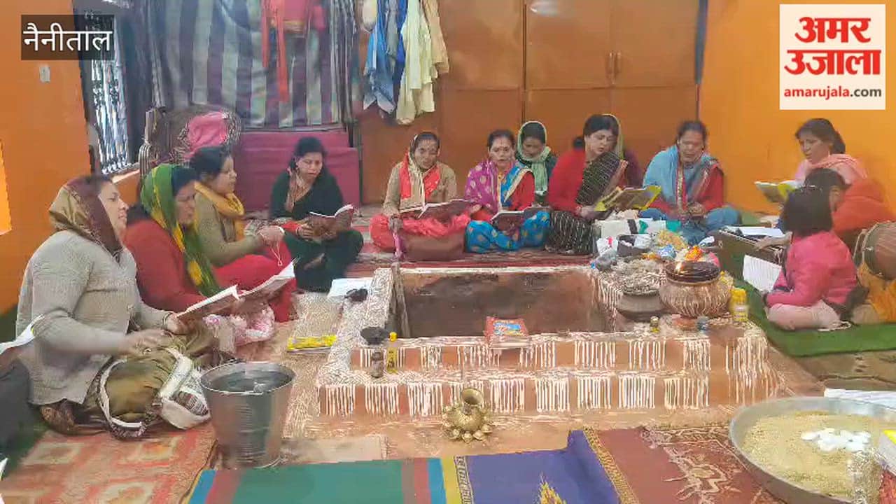 grand religious ceremony was organised at the famous Maa Paashnan Devi Temple located on Thandi Road in Nainital