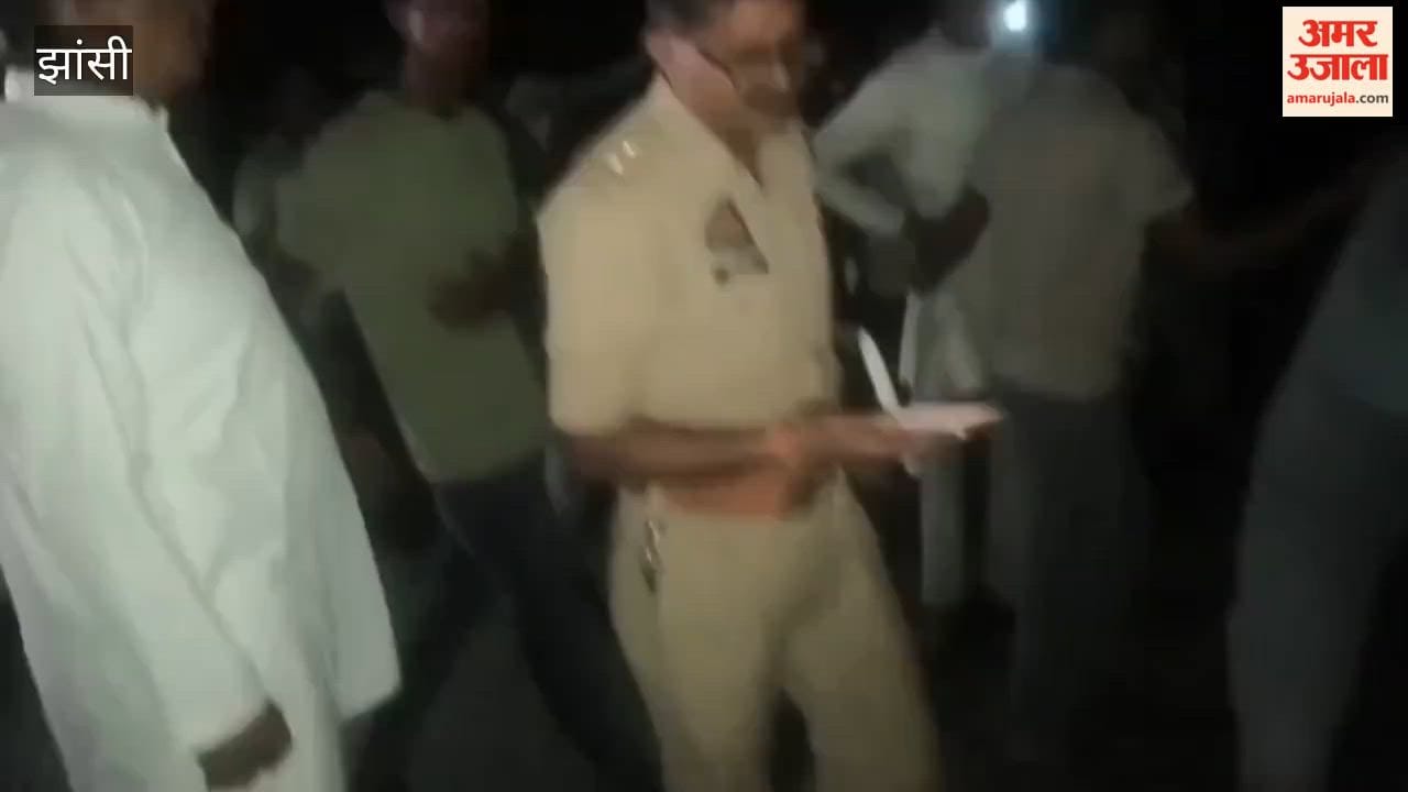 The village head's innocent son died after being crushed by a tractor; villagers blocked the road demanding an increase in the number of serious charges.