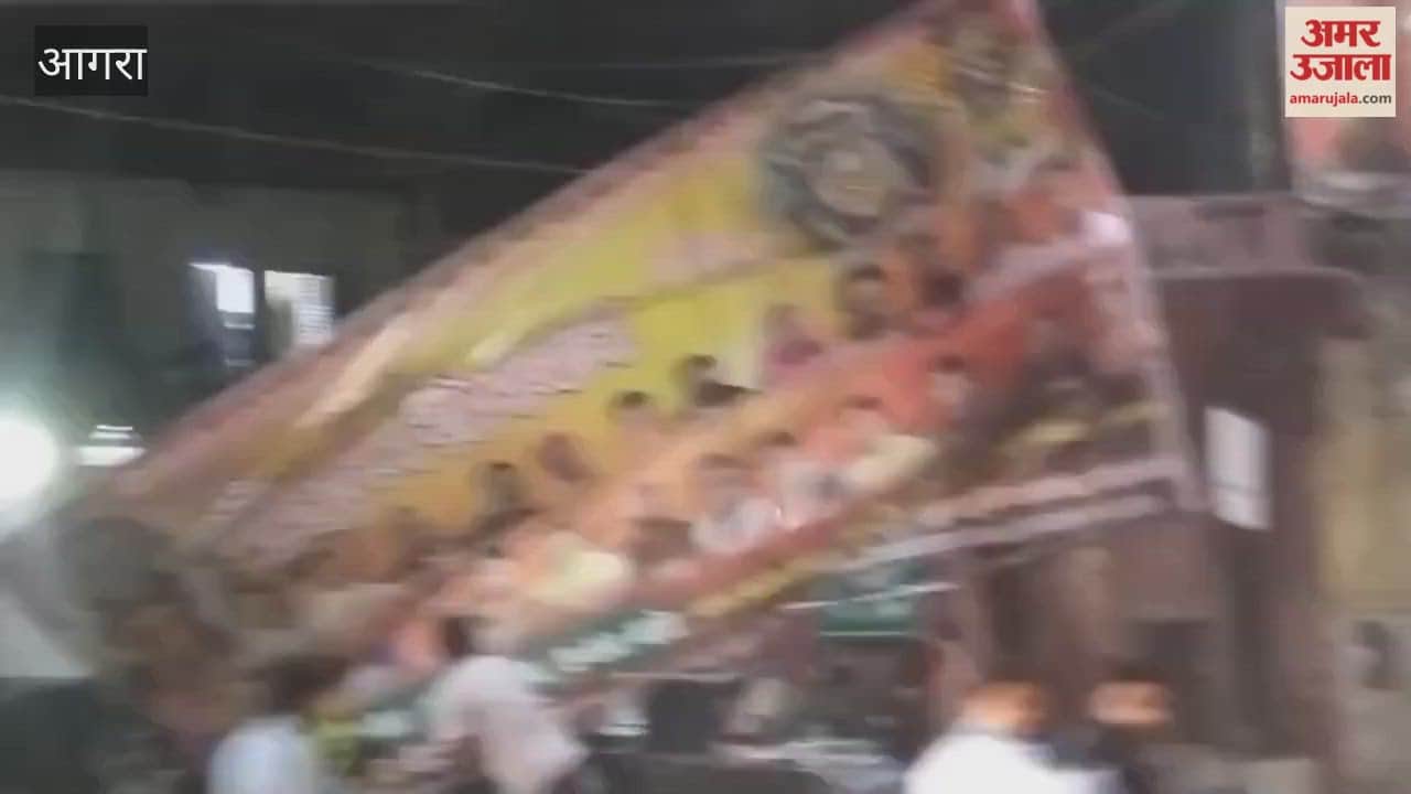 Storm Havoc in Agra: 100 kmph Winds Collapse Houses 10 Injured City Plunged Into Darkness