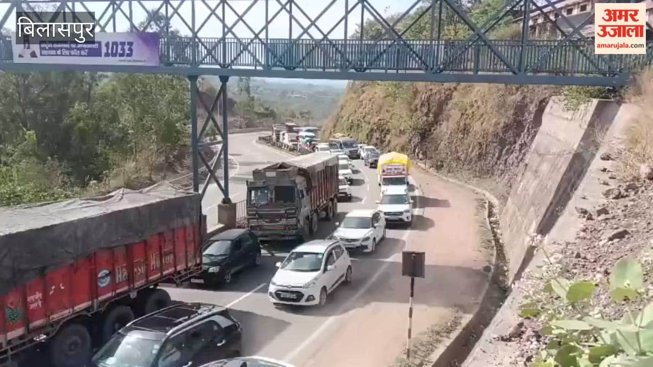 Bilaspur: Dispute over Rates Continues at Himachal Entry Tax Barrier; Truck Drivers Upset