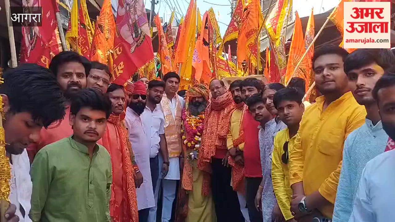 Massive Devotion on Hanuman Jayanti: Grand Flag Procession Draws Thousands in Fatehpur Sikri