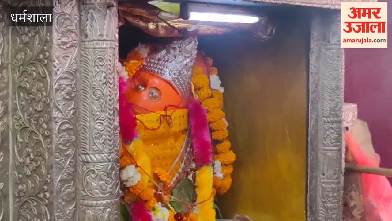 Kangra A flood of devotees surges at the Kachahri Adda Hanuman Temple on Hanuman Jayanti