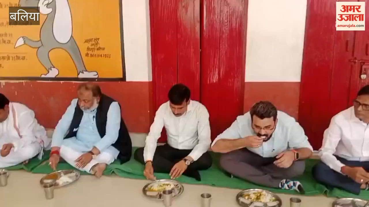 Minister Dayashankar Singh Visits Children Tastes Mid-Day Meal to Assess Quality