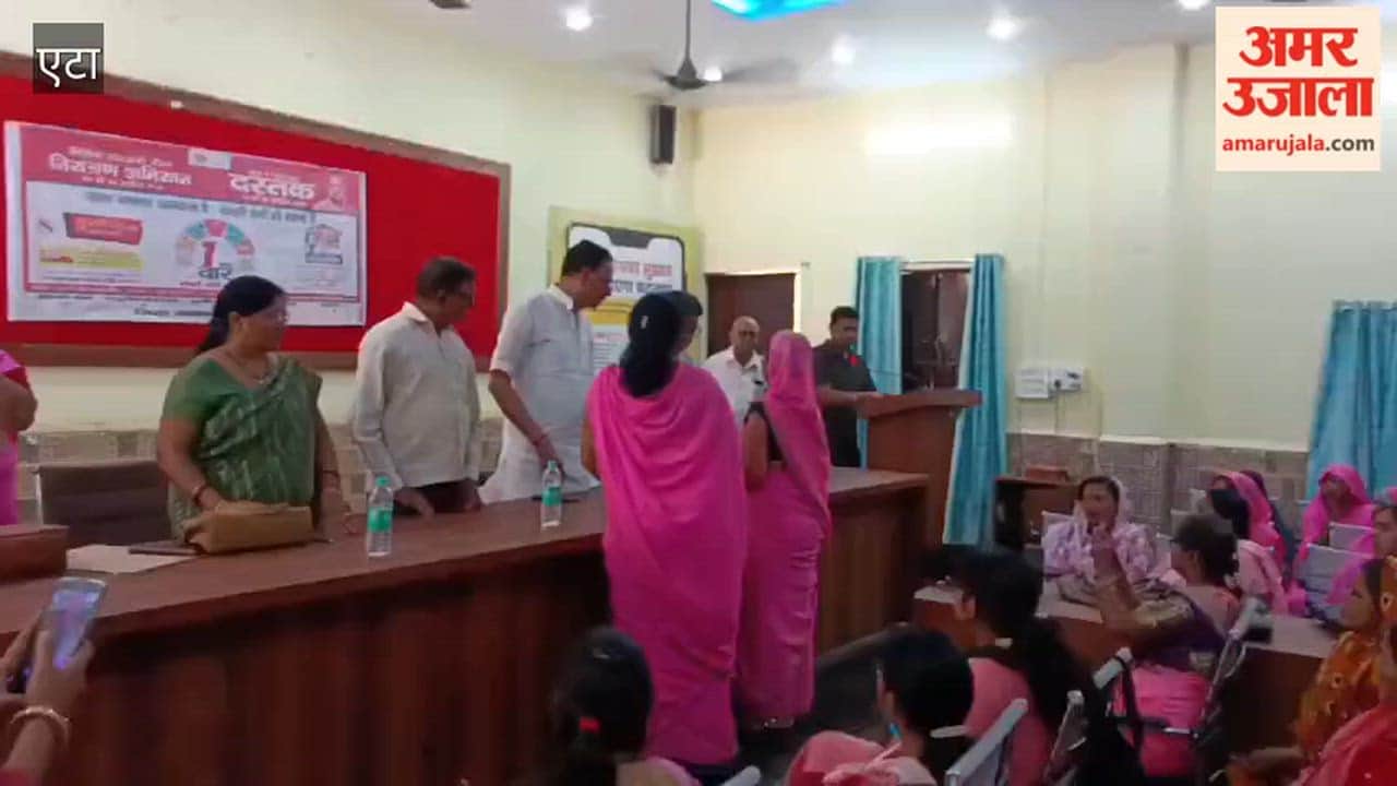 Anganwadi Workers Get Smartphones to Boost Service Delivery and Awareness