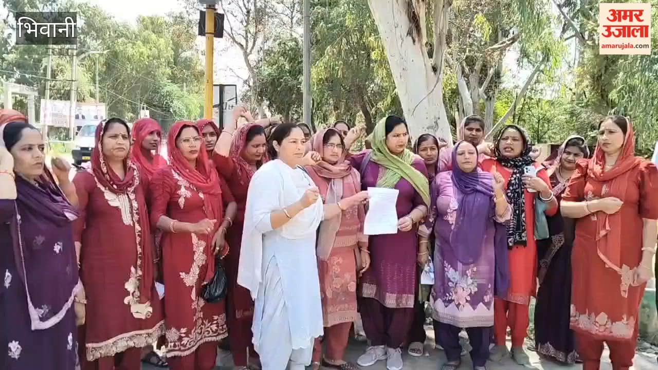Asha workers protested in Bhiwani regarding their demands.