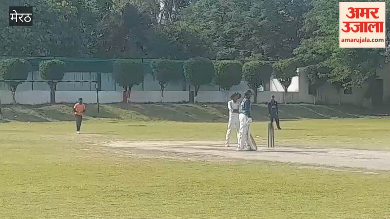 Meerut: Cricket match between Rishabh Academy and Guru Teg Bahadur School.