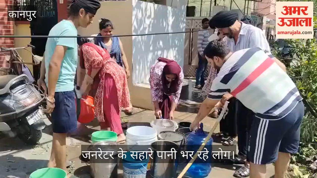 Kanpur Massive Tree Crashes Down in Labor Colony Wreaking Havoc Electric Poles and Wires Toppled
