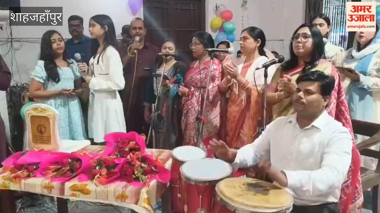 Easter processions held Finance Minister Suresh Khanna also visited a church in Shahjahanpur