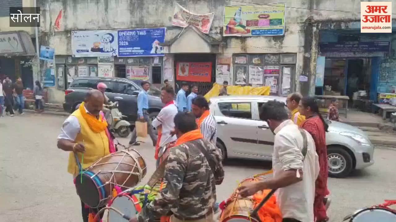 Solan Baba Balak Nath's Jot Welcomed with a Rally on Mall Road