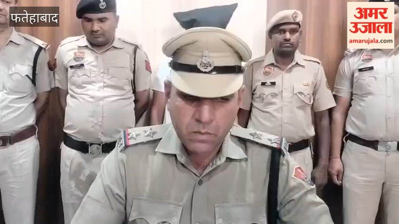 The accused who broke into the house and stole was arrested, jewellery and cash worth lakhs of rupees were recovered.