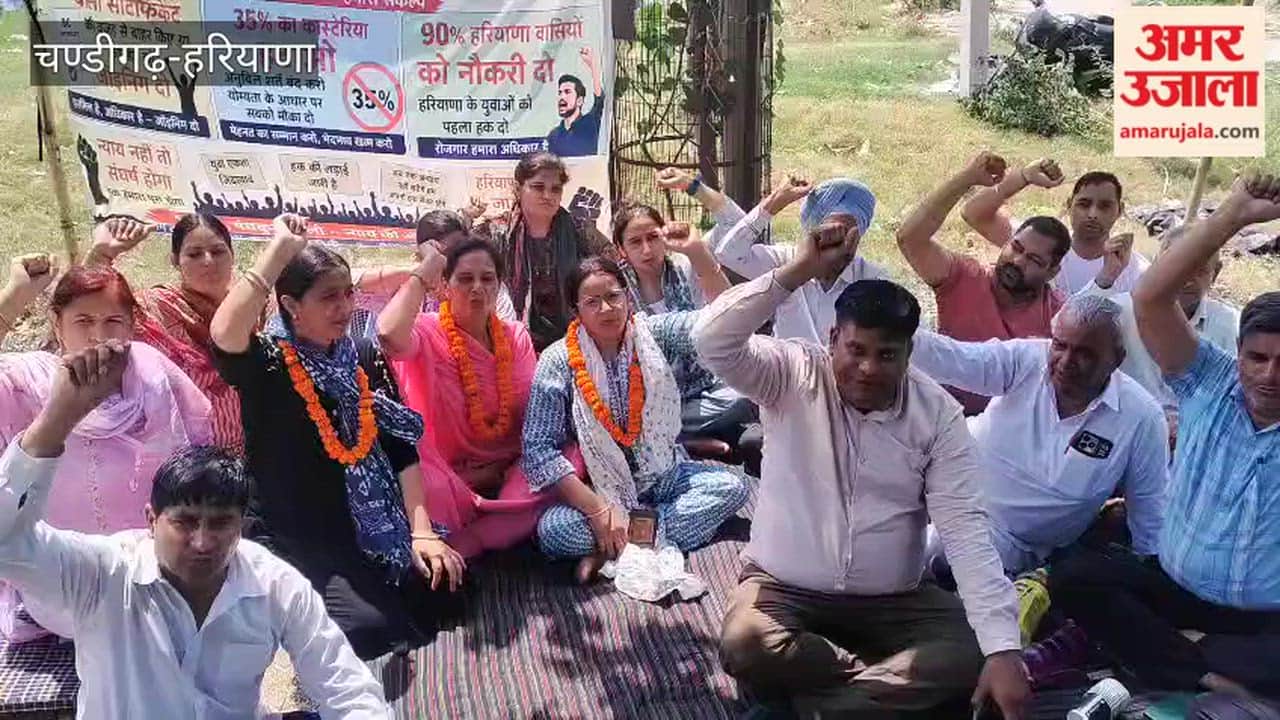 Aggrieved HPSC candidates have started a fast-unto-death.