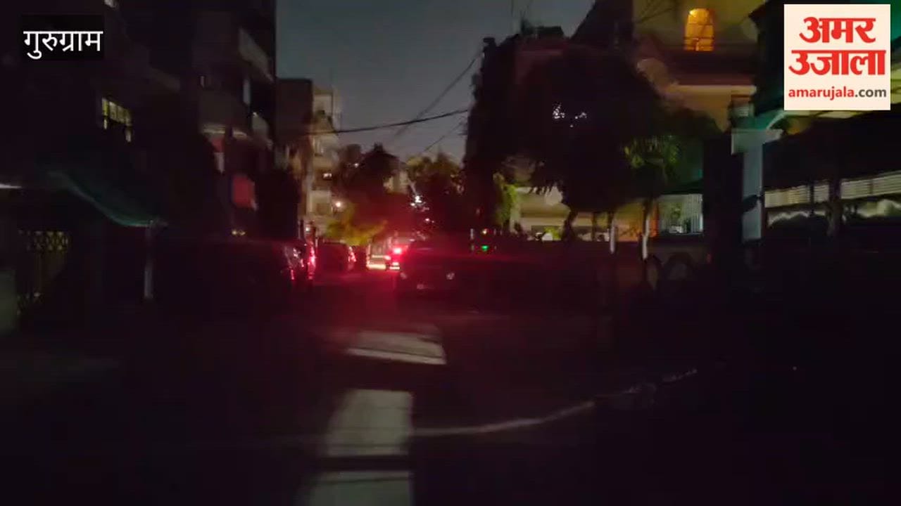Non functional streetlights raising safety concerns