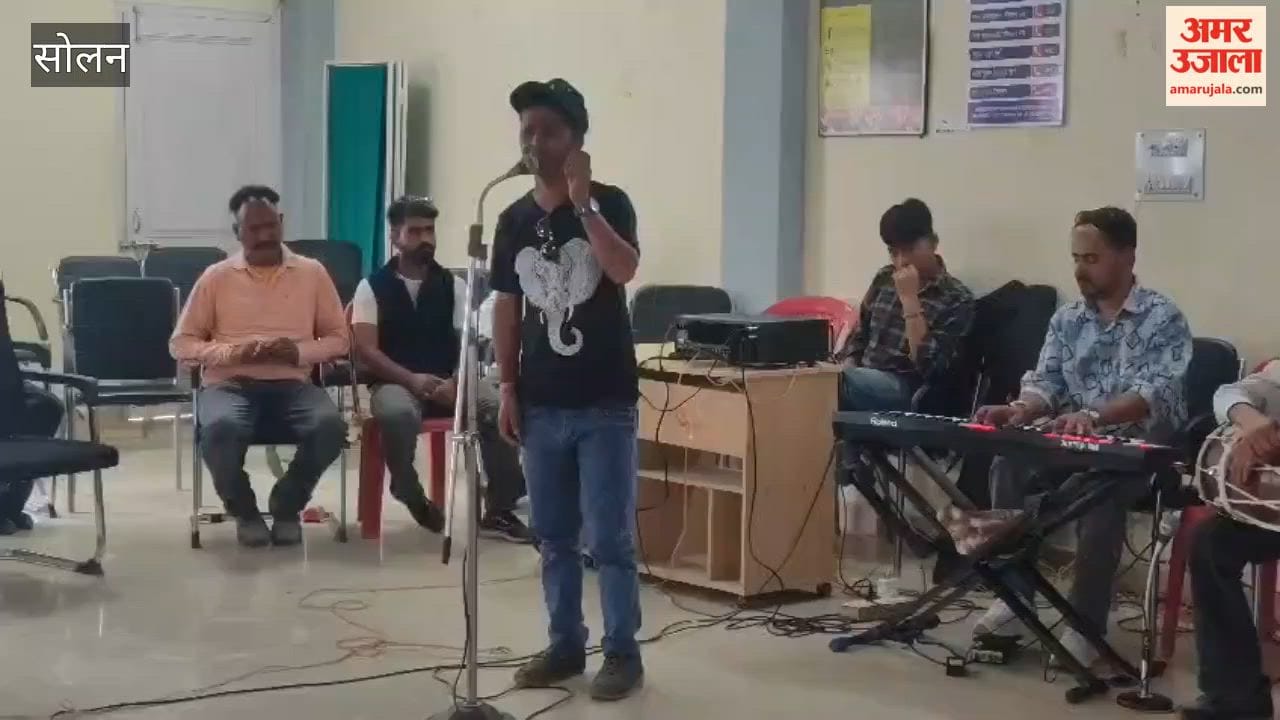 Solan: Auditions for the cultural evenings of the Maa Shoolini Fair concluded; over 40 artists showcased their talent