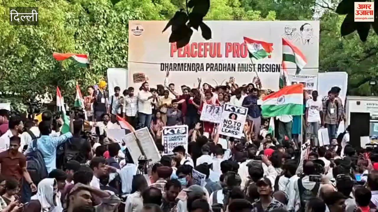 CJP protesters remain at Jantar Mantar sit-in site even after  expiry of permission in delhi