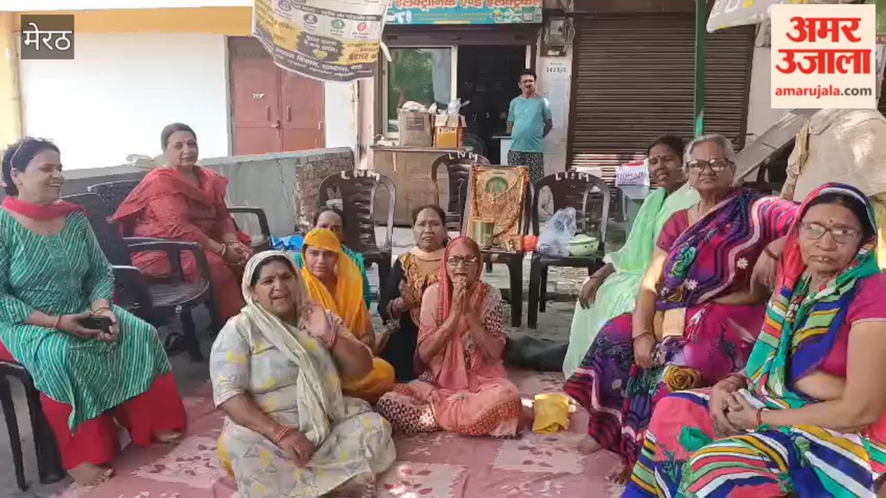 Sector-3 Women Continue Protest for Over a Month, Raise Slogans Against Housing Development Council
