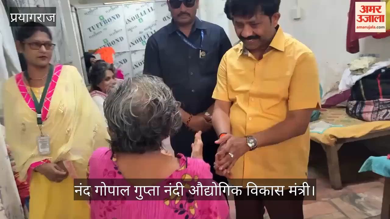 Minister Nandi inaugurated a water cooler at the old age home.