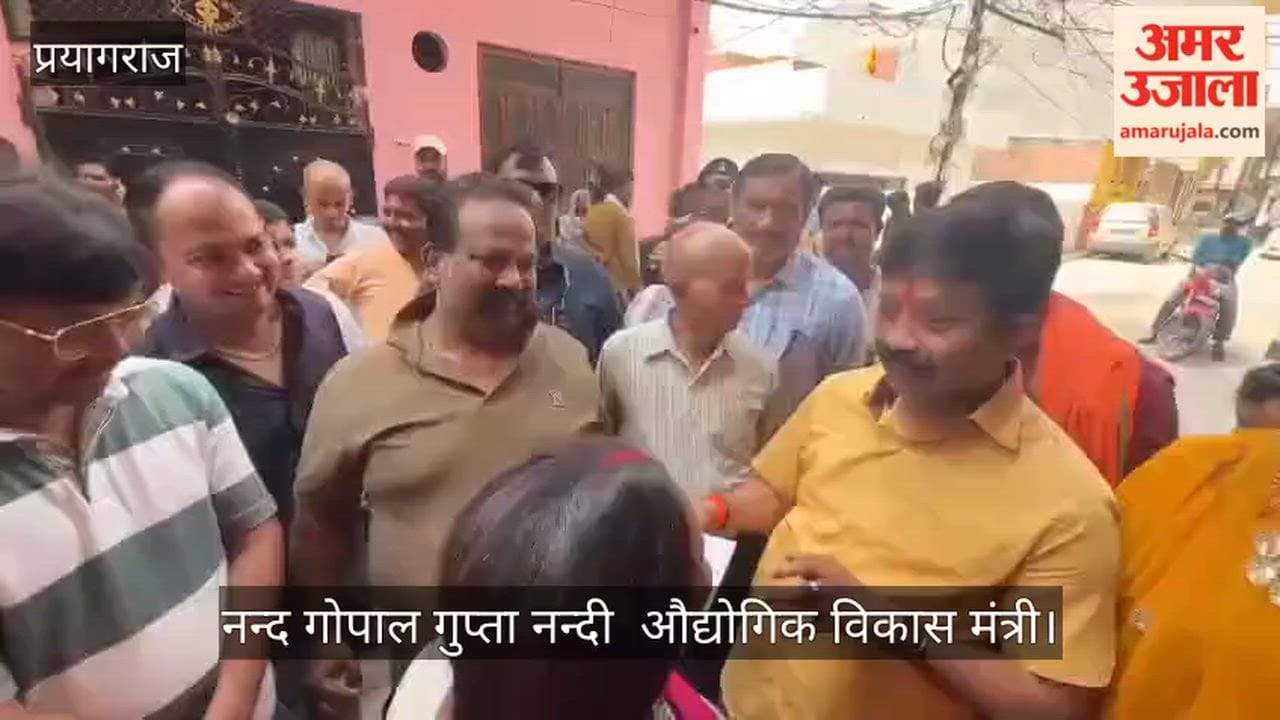 Minister Nandi listened to the problems of the people in South Malaka.